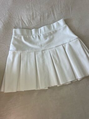 Lioness Pleated Mini Skirt